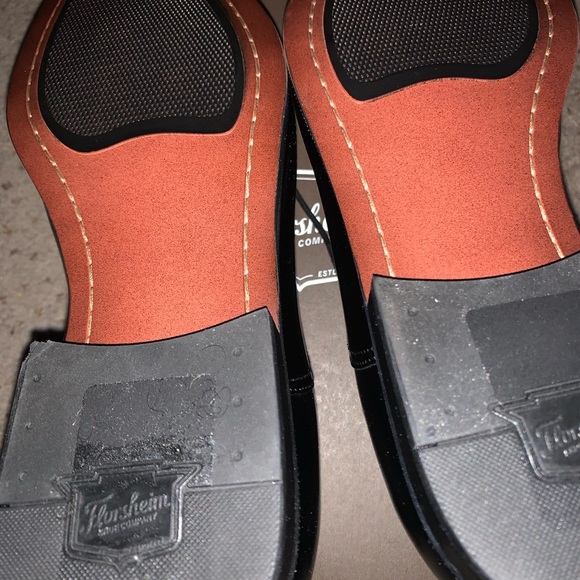 Shoes - Picture 4 of 7